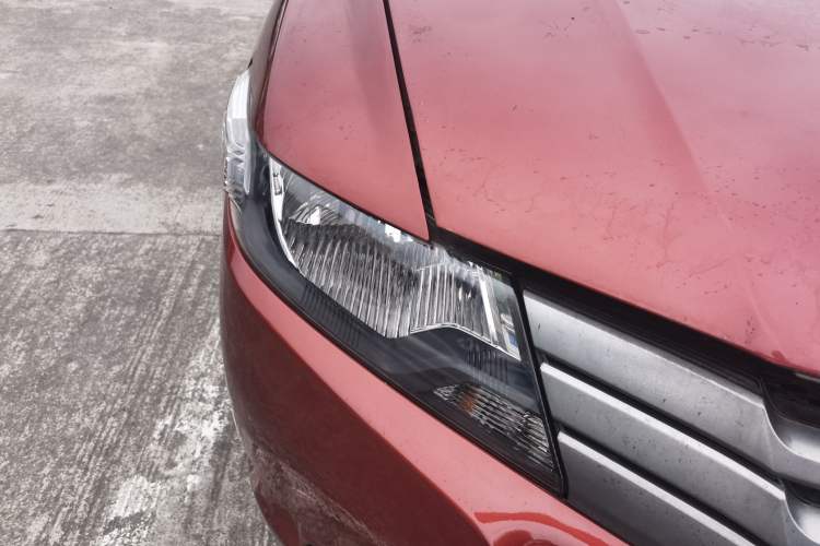Used Honda City Classic 2011 1.5L Manual Elite Edition Right Front Headlight