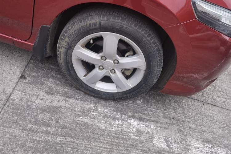 Used Honda City Classic 2011 1.5L Manual Elite Edition Right Front Wheel Hub