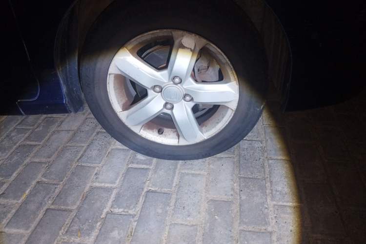 Used Honda City Classic 2011 1.5L Manual Elite Edition Right Front Wheel Hub