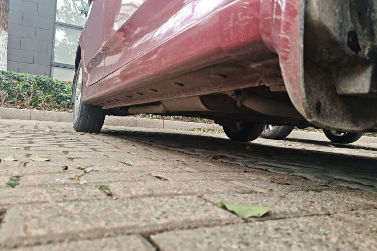 Used Honda City Classic 2011 1.5L Manual Elite Edition Chassis Front Right