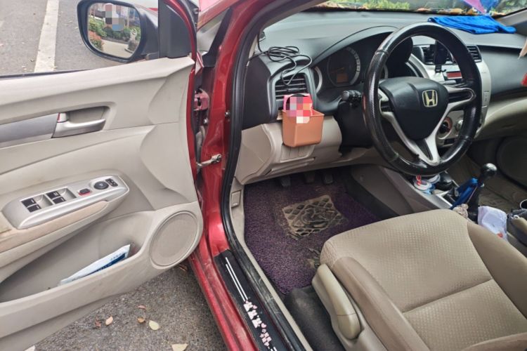 Used Honda City Classic 2011 1.5L Manual Elite Edition Driver Seat