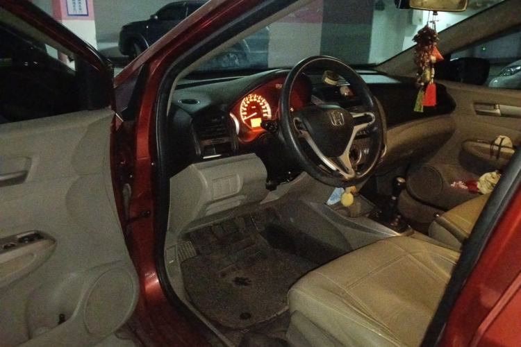 Used Honda City Classic 2011 1.5L Manual Elite Edition Driver Seat