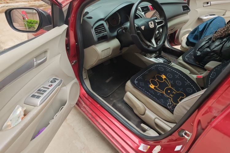 Used Honda City Classic 2011 1.5L Automatic Elite Edition Driver Seat
