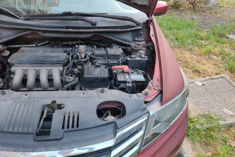 Used Honda City Classic 2011 1.5L Automatic Elite Edition Engine Bay Left