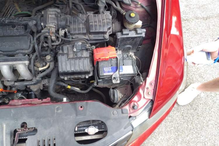 Used Honda City Classic 2011 1.5L Automatic Elite Edition Engine Bay Left