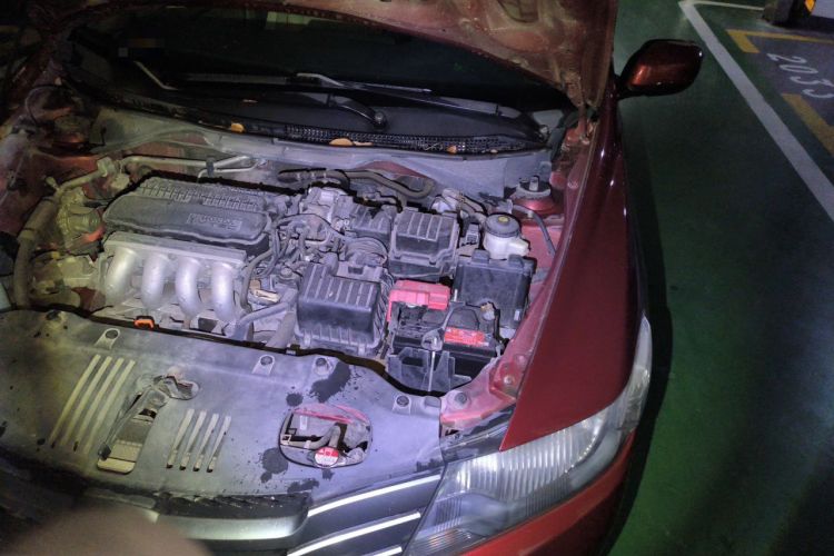 Used Honda City Classic 2011 1.5L Automatic Elite Edition Engine Bay Left