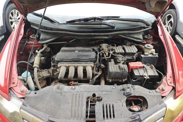 Used Honda City Classic 2011 1.5L Automatic Elite Edition Engine Bay