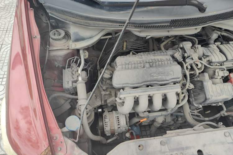 Used Honda City Classic 2011 1.5L Automatic Elite Edition Engine Bay Right