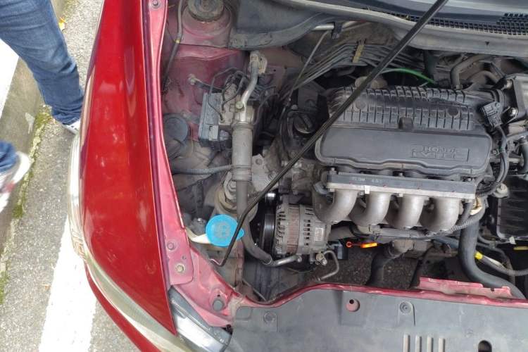 Used Honda City Classic 2011 1.5L Automatic Elite Edition Engine Bay Right