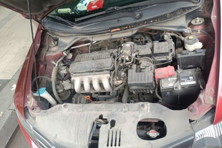 Used Honda City Classic 2011 1.5L Automatic Elite Edition Engine Bay