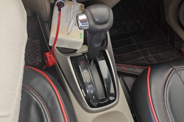 Used Honda City Classic 2011 1.5L Automatic Elite Edition Gear Lever