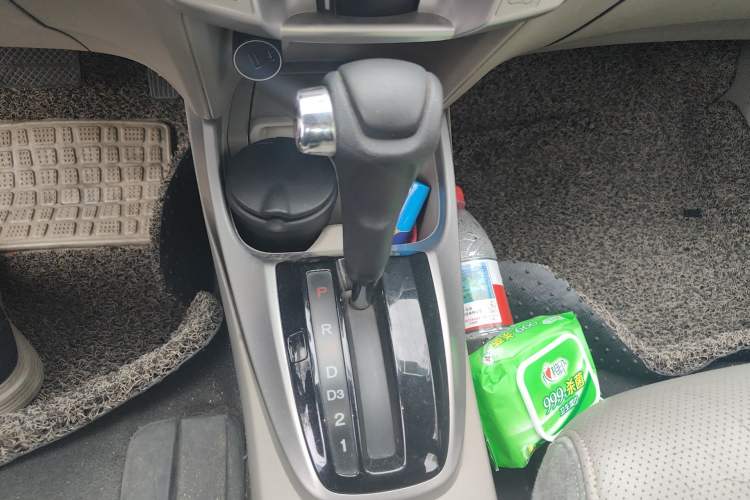 Used Honda City Classic 2011 1.5L Automatic Elite Edition Gear Lever