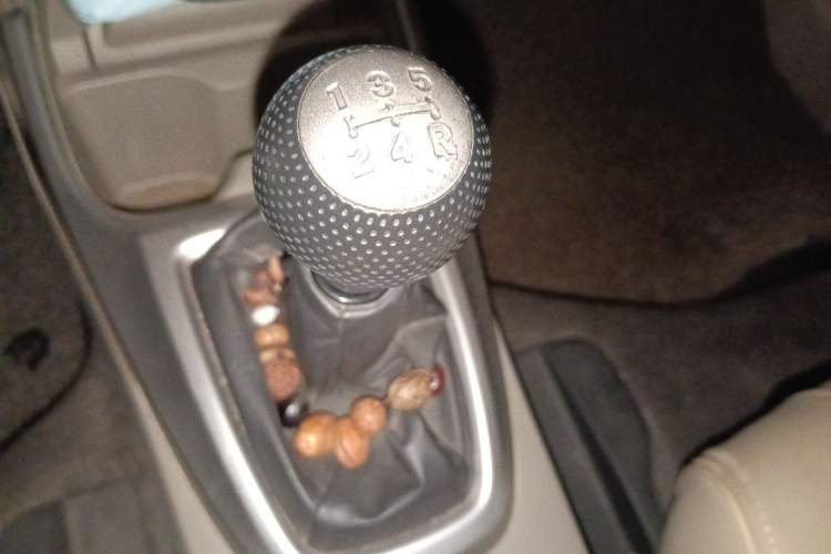 Used Honda City Classic 2011 1.5L Manual Elite Edition Gear Lever