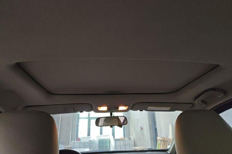 Used Honda City Classic 2011 1.5L Automatic Elite Edition Headliner