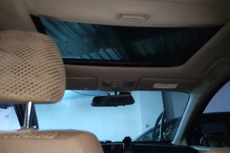 Used Honda City Classic 2011 1.5L Automatic Elite Edition Headliner