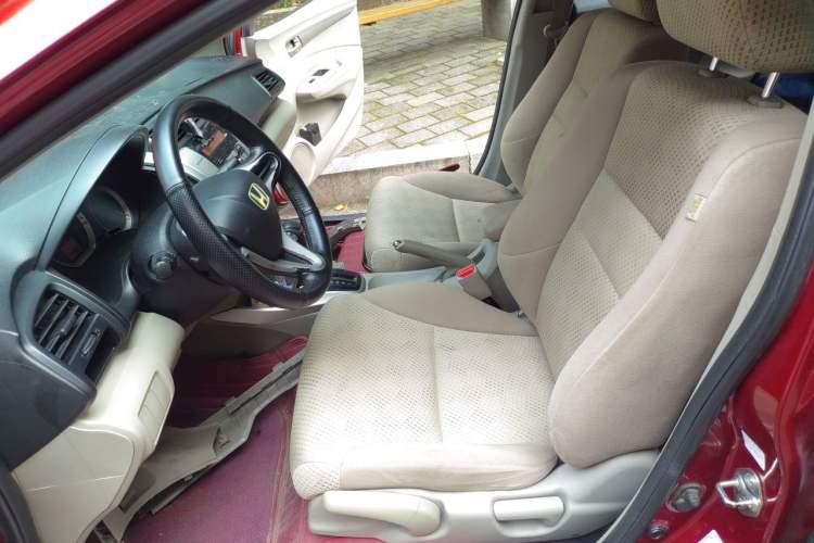 Used Honda City Classic 2011 1.5L Automatic Elite Edition Left Front Seat
