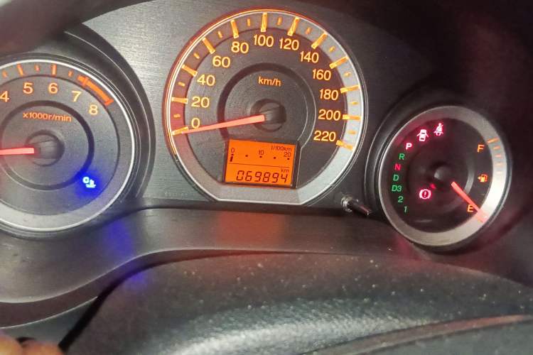 Used Honda City Classic 2011 1.5L Automatic Elite Edition Odometer Close Up