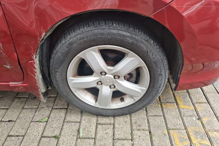 Used Honda City Classic 2011 1.5L Manual Elite Edition Right Front Wheel Hub