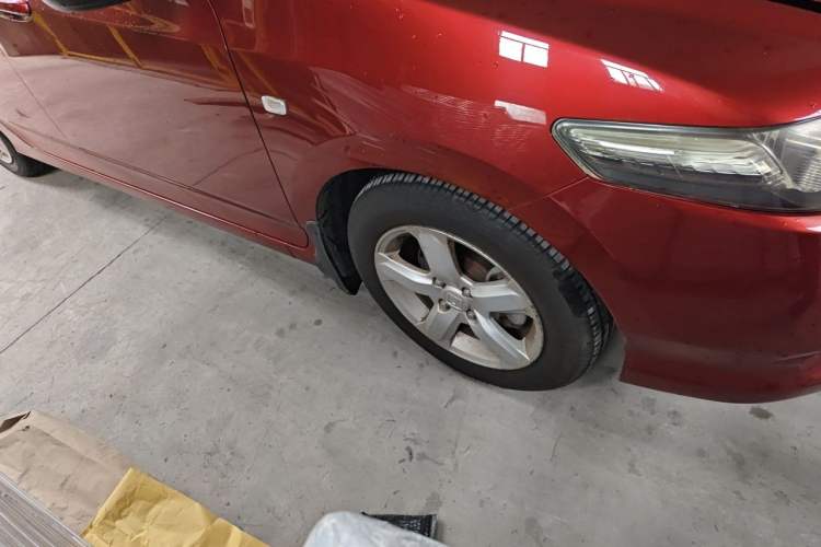 Used Honda City Classic 2011 1.5L Automatic Elite Edition Right Front Wheel Hub