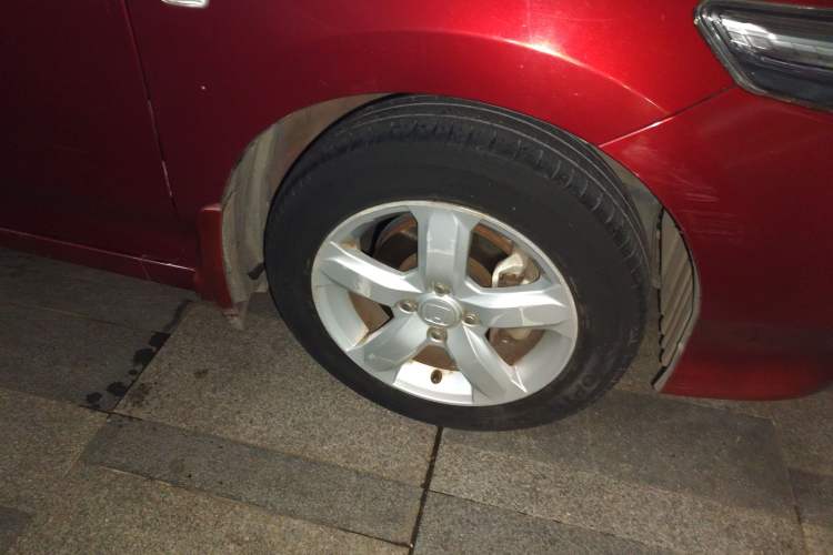 Used Honda City Classic 2011 1.5L Automatic Elite Edition Right Front Wheel Hub