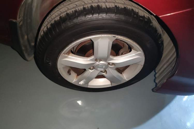 Used Honda City Classic 2011 1.5L Automatic Elite Edition Right Front Wheel Hub