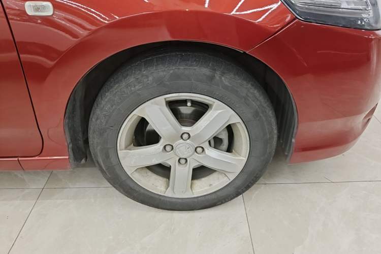 Used Honda City Classic 2011 1.5L Automatic Elite Edition Right Front Wheel Hub
