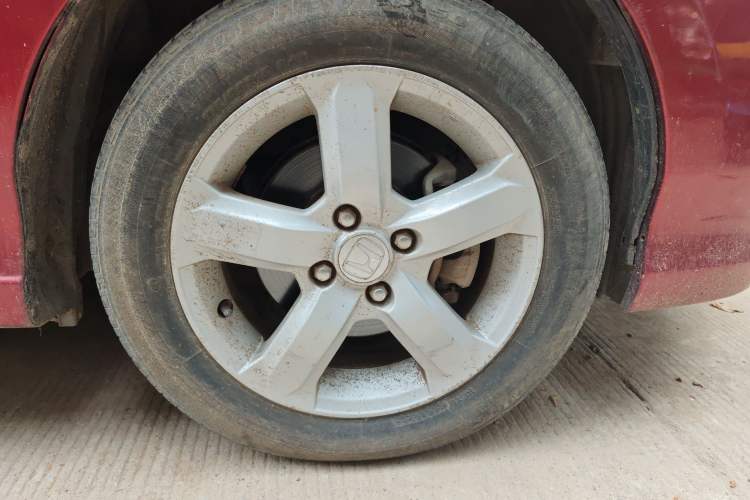 Used Honda City Classic 2011 1.5L Automatic Elite Edition Right Front Wheel Hub