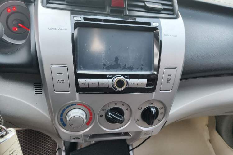Used Honda City Classic 2011 1.5L Manual Elite Edition Audio And AC Panel