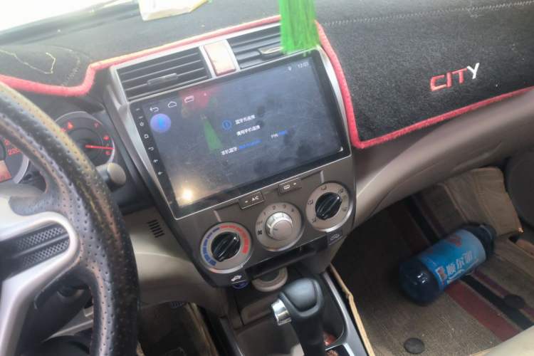 Used Honda City Classic 2011 1.5L Automatic Elite Edition Audio And AC Panel