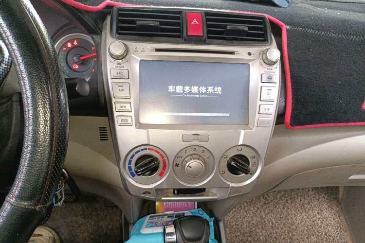 Used Honda City Classic 2011 1.5L Automatic Elite Edition Audio And AC Panel