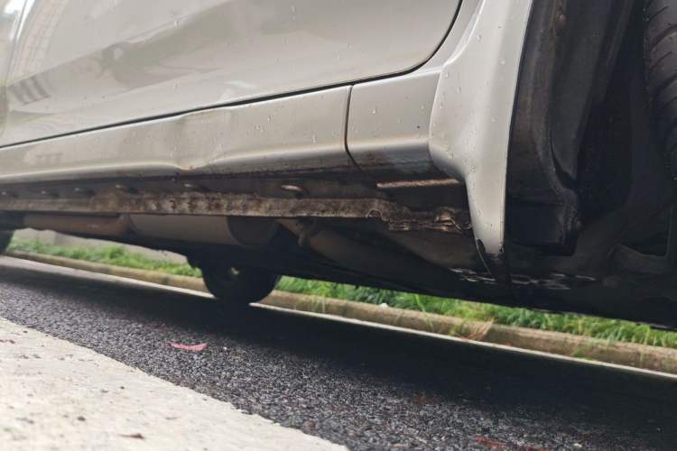 Used Honda City Classic 2011 1.5L Manual Elite Edition Chassis Front Right