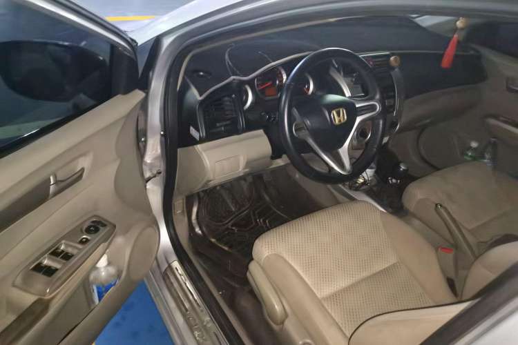 Used Honda City Classic 2011 1.5L Manual Elite Edition Driver Seat