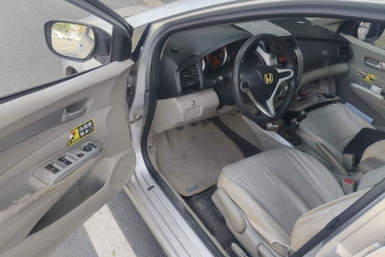 Used Honda City Classic 2011 1.5L Manual Elite Edition Driver Seat