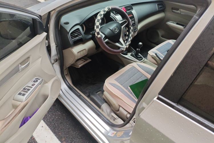 Used Honda City Classic 2011 1.5L Manual Elite Edition Driver Seat