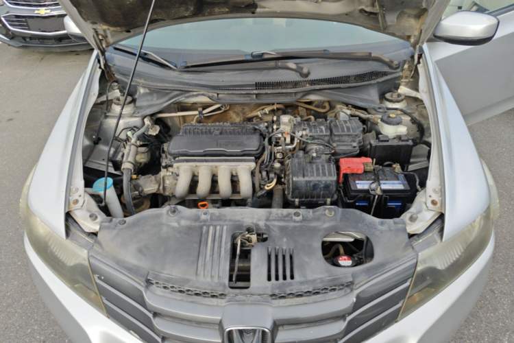 Used Honda City Classic 2011 1.5L Automatic Elite Edition Engine Bay