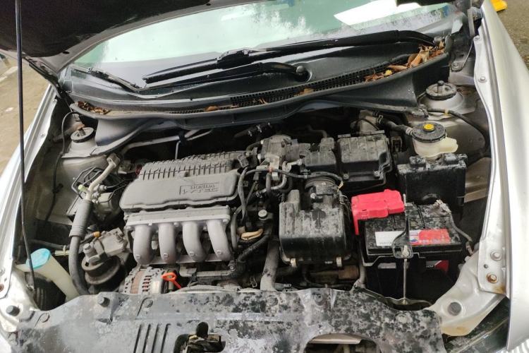Used Honda City Classic 2011 1.5L Automatic Elite Edition Engine Bay