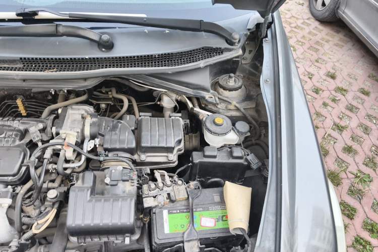 Used Honda City Classic 2011 1.5L Manual Elite Edition Engine Bay Left