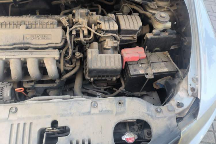 Used Honda City Classic 2011 1.5L Automatic Elite Edition Engine Bay Left