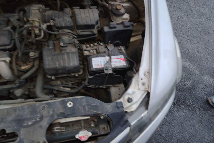 Used Honda City Classic 2011 1.5L Automatic Elite Edition Engine Bay Left