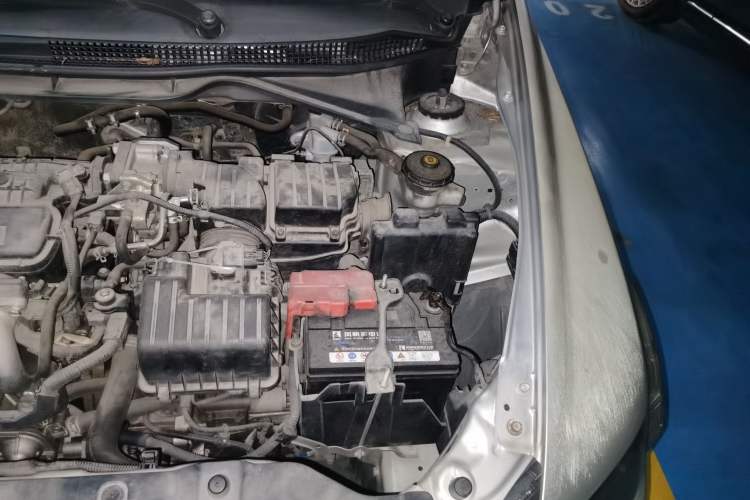 Used Honda City Classic 2011 1.5L Automatic Elite Edition Engine Bay Left