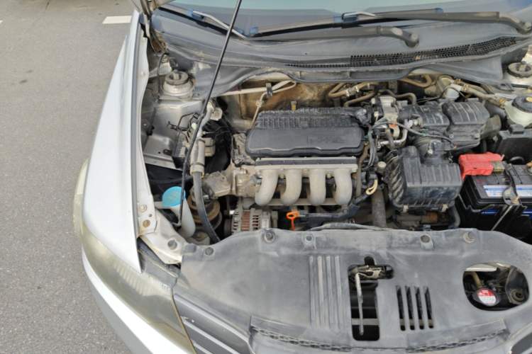Used Honda City Classic 2011 1.5L Automatic Elite Edition Engine Bay Right