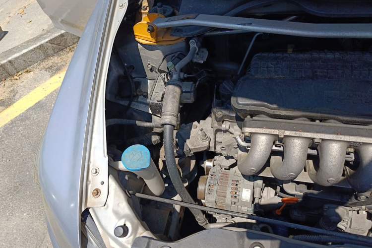 Used Honda City Classic 2011 1.5L Automatic Elite Edition Engine Bay Right