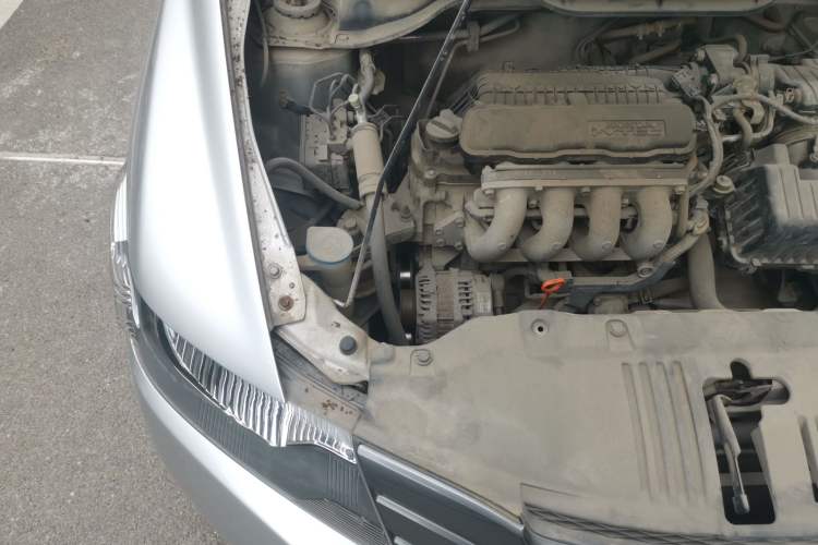 Used Honda City Classic 2011 1.5L Manual Elite Edition Engine Bay Right