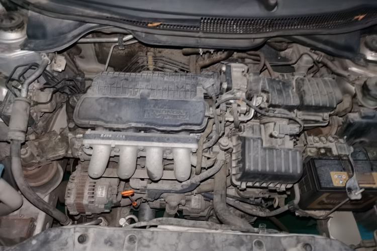Used Honda City Classic 2011 1.5L Automatic Elite Edition Engine Bay