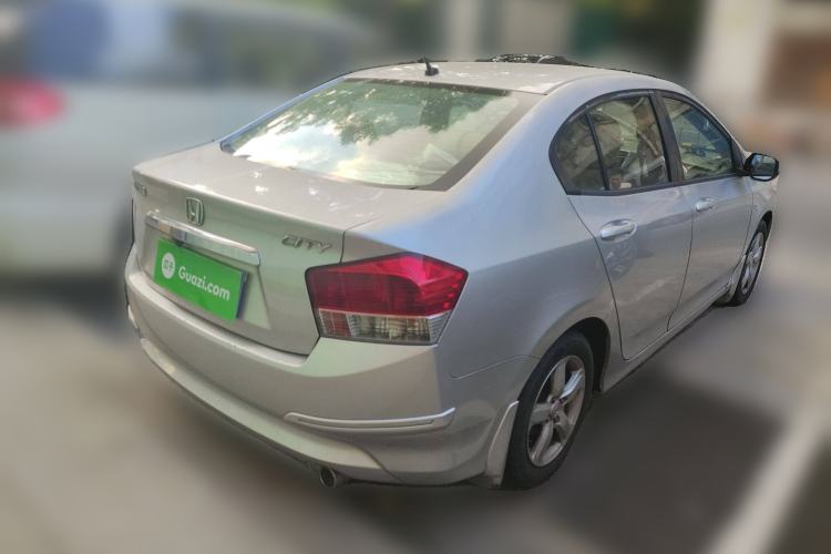Used Honda City Classic 2011 1.5L Automatic Elite Edition Exterior 5