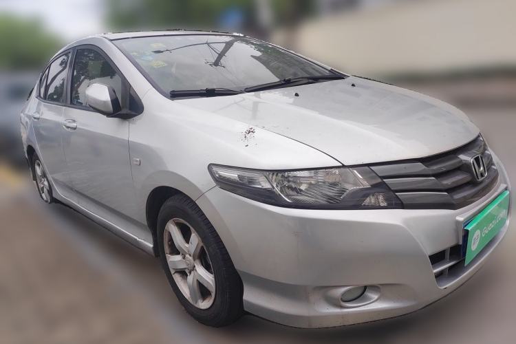 Used Honda City Classic 2011 1.5L Automatic Elite Edition Front Right 45 Deg