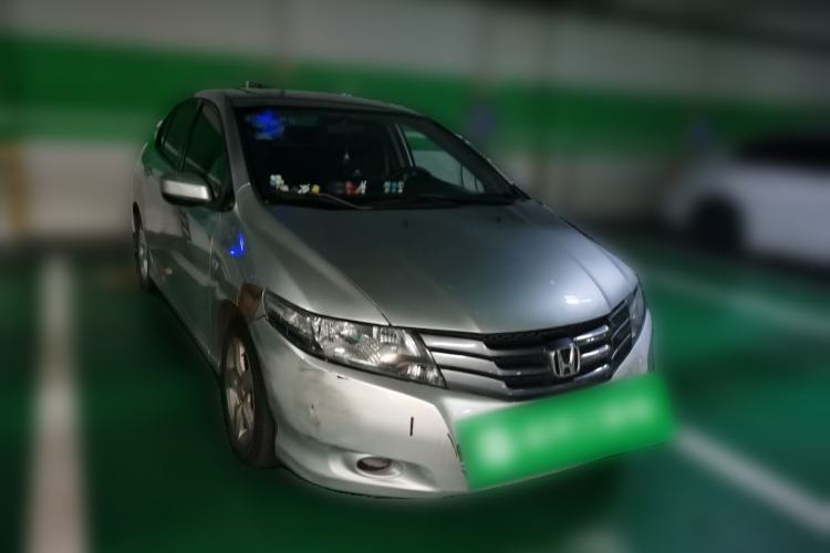 Used Honda City Classic 2011 1.5L Automatic Elite Edition Front Right 45 Deg