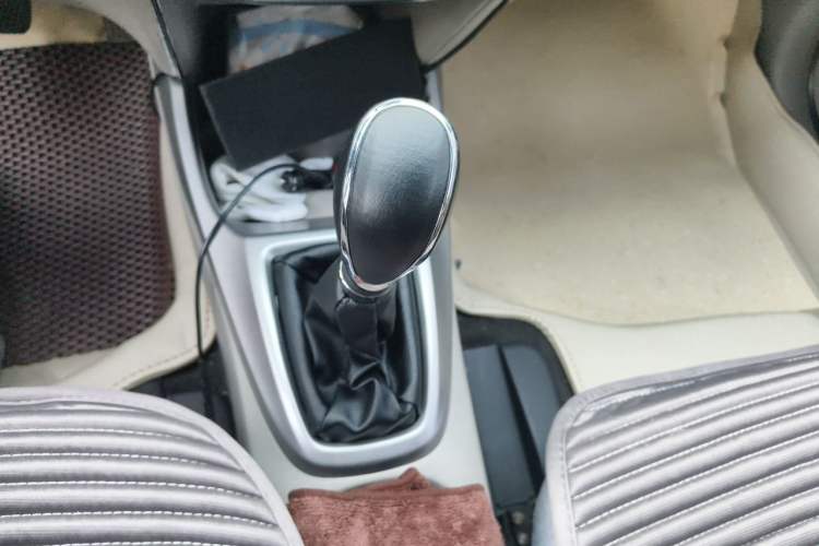 Used Honda City Classic 2011 1.5L Manual Elite Edition Gear Lever