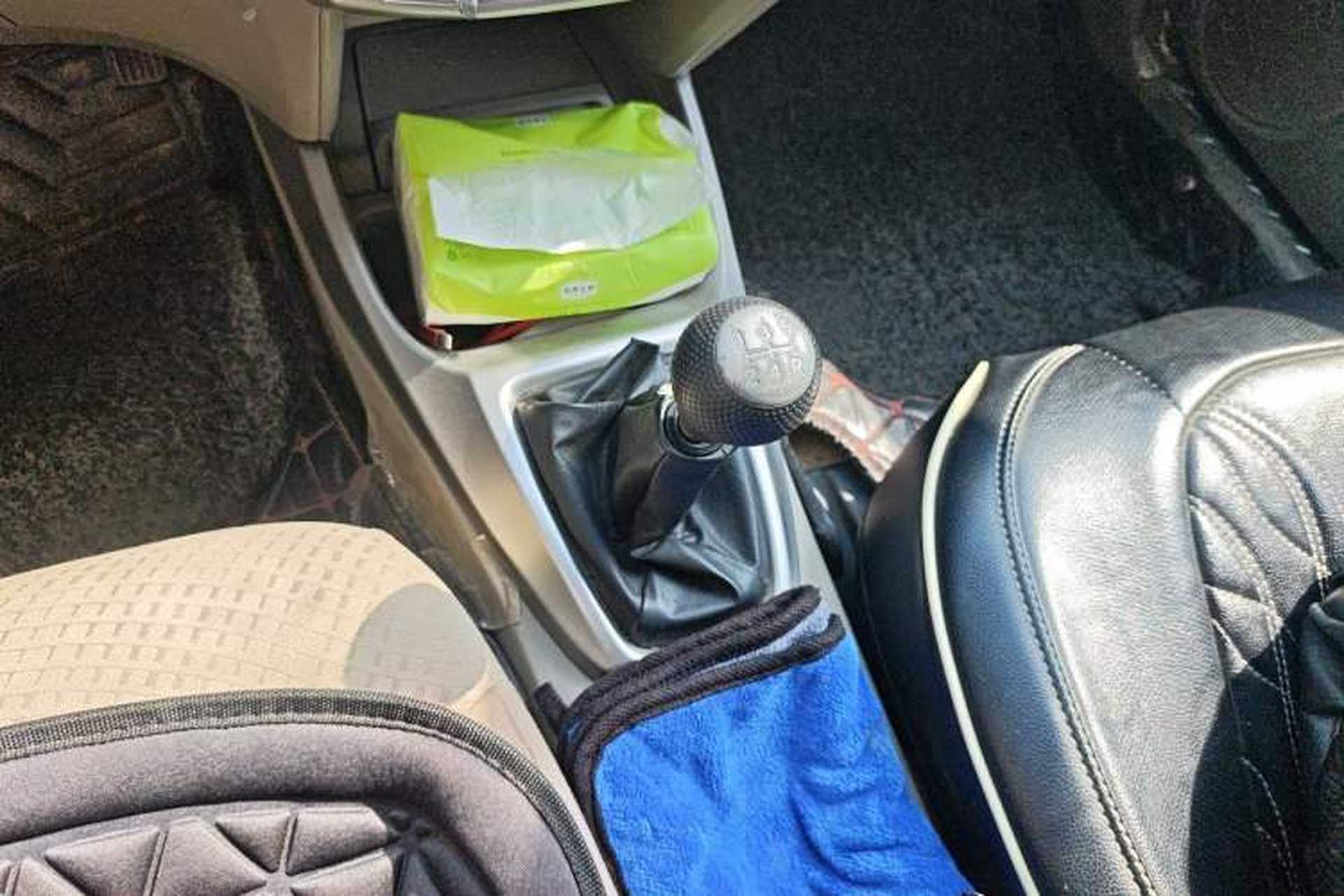 Used Honda City Classic 2011 1.5L Manual Elite Edition Gear Lever
