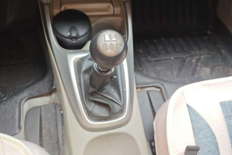 Used Honda City Classic 2011 1.5L Manual Elite Edition Gear Lever